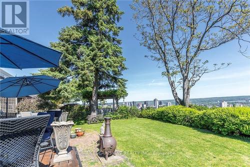 47 Mountain Park Avenue, Hamilton, ON 