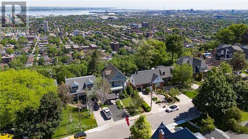 47 Mountain Park Avenue, Hamilton, ON 