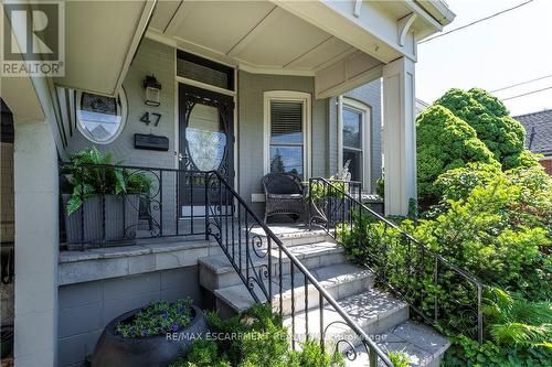 47 Mountain Park Avenue, Hamilton, ON 