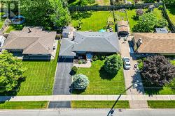 4103 BARRY DRIVE Lincoln (Beamsville), ON L3J 0L3