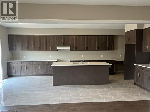 10 Sugar Trail, Kitchener, ON 