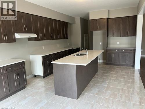 10 Sugar Trail, Kitchener, ON 