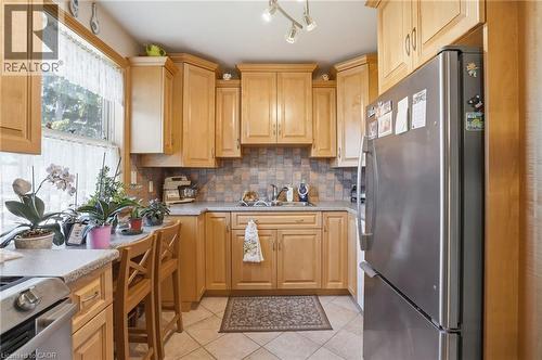 192 Parkdale Avenue S, Hamilton, ON 