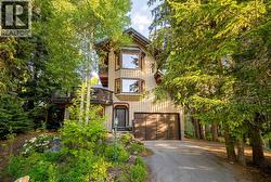 7231 N FITZSIMMONS ROAD  Whistler, BC V8E 0E3