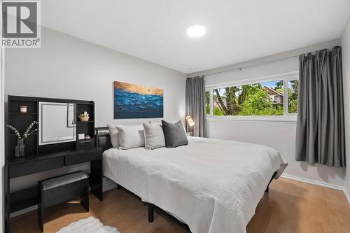 2036 E Broadway, Vancouver, BC 