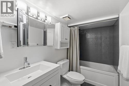 2036 E Broadway, Vancouver, BC 