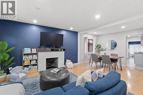 2036 E Broadway, Vancouver, BC 