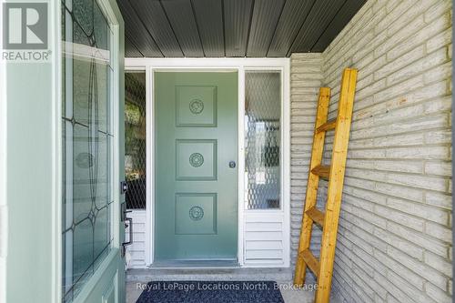 131 Albert Street, Collingwood, ON - Outdoor With Exterior
