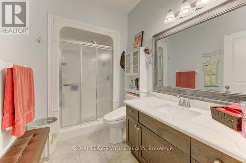 369 Zeller Drive, Kitchener, ON - Indoor Photo Showing Bathroom