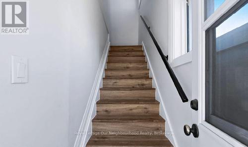 Unit 2 - 5749 Summer Street, Niagara Falls, ON - Indoor Photo Showing Other Room