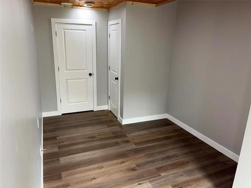 5 Roselawn Bay, Niverville, MB - Indoor Photo Showing Other Room