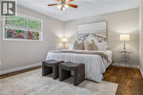 39 Liam Drive, Ancaster, ON - Indoor Photo Showing Bedroom