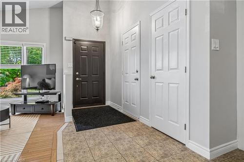 39 Liam Drive, Ancaster, ON - Indoor Photo Showing Other Room