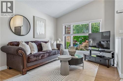 39 Liam Drive, Ancaster, ON - Indoor Photo Showing Living Room