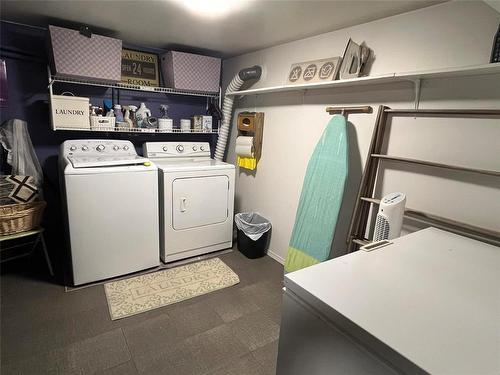 106 Memorial Avenue S, Russell, MB 