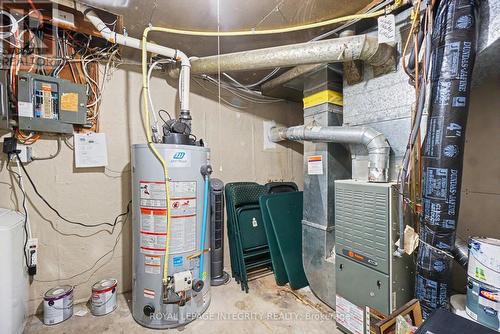 2450 Magnus Avenue, Ottawa, ON - Indoor Photo Showing Basement