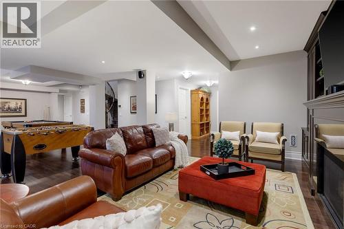 68 Annsleywood Court, Kleinburg, ON - Indoor Photo Showing Living Room