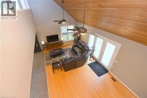 949 Upper Paradise Road, Hamilton, ON - Indoor