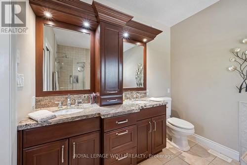 20 Bonniewood Drive, Mapleton, ON - Indoor Photo Showing Bathroom