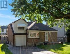 28 INVERLEIGH DRIVE Toronto, ON M8Y 3E3