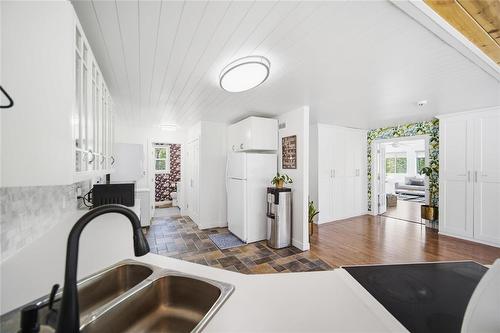 21 Ida Bay, Grand Marais, MB - Indoor Photo Showing Other Room