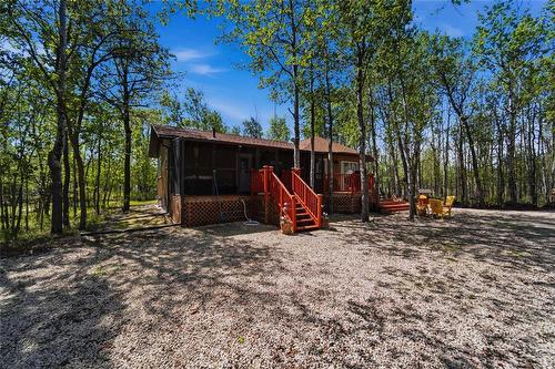 21 Ida Bay, Grand Marais, MB -  With Deck Patio Veranda With Exterior