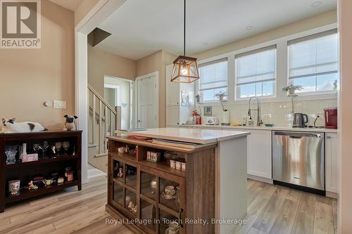 31 Julia Crescent, Midland, ON - Indoor Photo Showing Kitchen