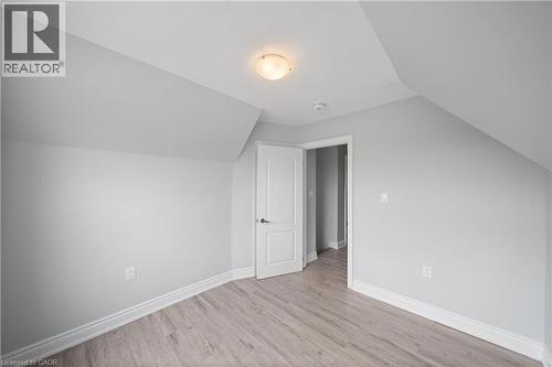 305 Weir Street N, Hamilton, ON - Indoor Photo Showing Other Room