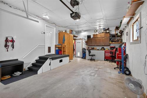 88 Walnut Avenue, Mitchell, MB - Indoor