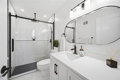 43 Seine River Crossing, Ste Anne, MB - Indoor Photo Showing Bathroom