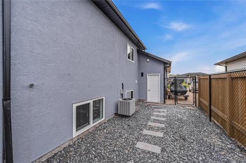 43 Seine River Crossing, Ste Anne, MB - Outdoor With Exterior