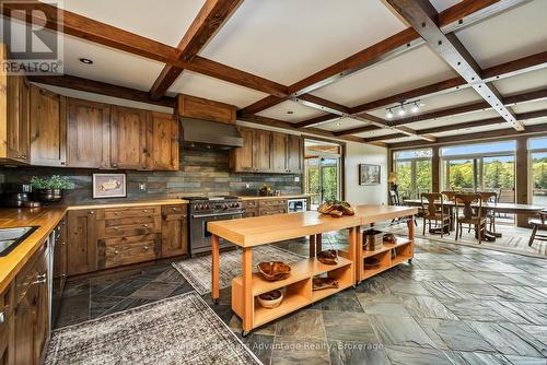 68 Lees Road, Mckellar, ON - Indoor Photo Showing Kitchen