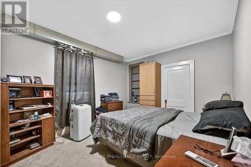 58 Abbott Street, Brockville, ON - Indoor Photo Showing Bedroom