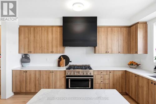 998 Trailsview Avenue, Cobourg, ON - Indoor Photo Showing Kitchen