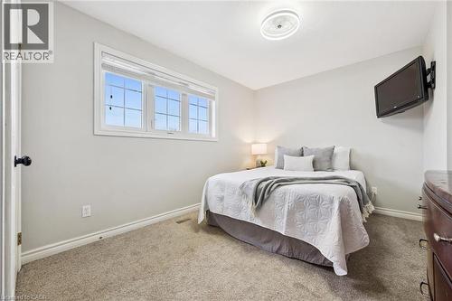 17 Carroll Crescent, Guelph, ON - Indoor Photo Showing Bedroom