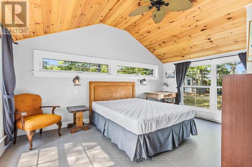 20300 South Brother Island, Frontenac (Frontenac South), ON - Indoor Photo Showing Bedroom