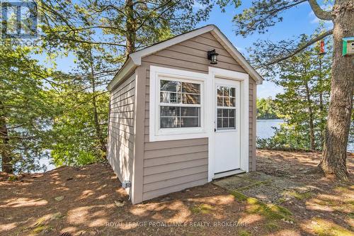 20300 South Brother Island, Frontenac (Frontenac South), ON - Outdoor