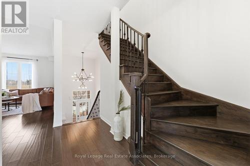 647 Courtney Valley Road, Mississauga, ON - Indoor Photo Showing Other Room