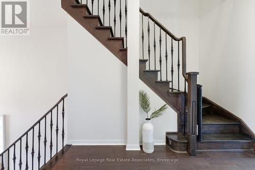 647 Courtney Valley Road, Mississauga, ON - Indoor Photo Showing Other Room