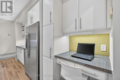 31 Wendover Avenue, Ottawa, ON - Indoor Photo Showing Kitchen