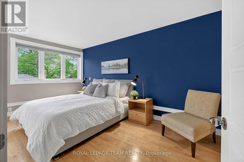 31 Wendover Avenue, Ottawa, ON - Indoor Photo Showing Bedroom