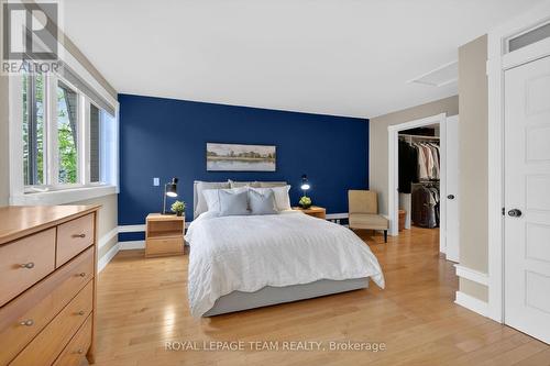 31 Wendover Avenue, Ottawa, ON - Indoor Photo Showing Bedroom