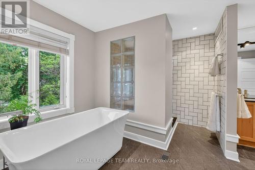 31 Wendover Avenue, Ottawa, ON - Indoor