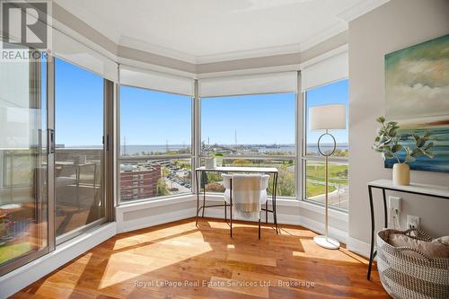 1001 - 1201 North Shore Boulevard E, Burlington (Brant), ON - Indoor