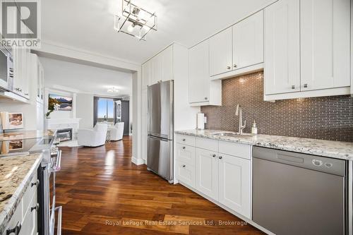 1001 - 1201 North Shore Boulevard E, Burlington (Brant), ON - Indoor Photo Showing Kitchen With Stainless Steel Kitchen With Upgraded Kitchen