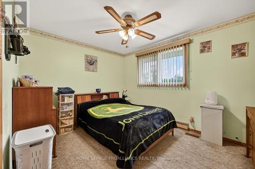 184 Shanly Road, Edwardsburgh/Cardinal, ON - Indoor Photo Showing Bedroom