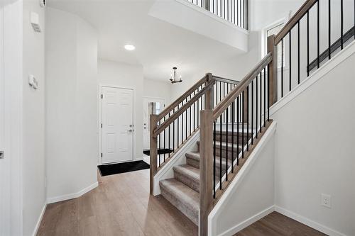 113 Point Pleasant Place, Winnipeg, MB - Indoor Photo Showing Other Room