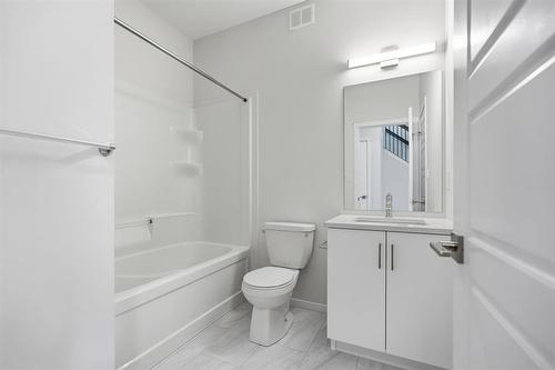 113 Point Pleasant Place, Winnipeg, MB - Indoor Photo Showing Bathroom