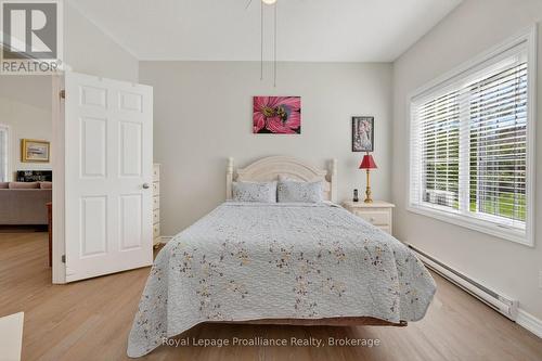402 - 325 Densmore Road, Cobourg, ON - Indoor Photo Showing Bedroom
