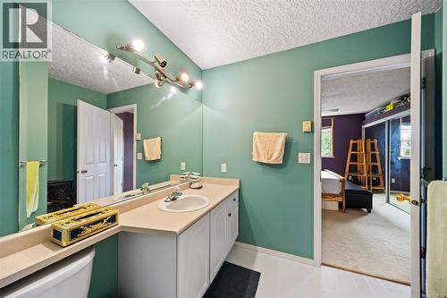 28 717 Aspen Rd, Comox, BC - Indoor Photo Showing Bathroom